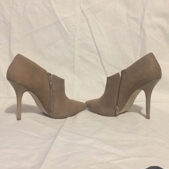 Steve Madden pointed toe ankle boot - Picture 4 of 7